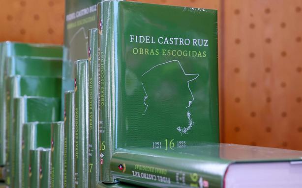 Giới thiệu Bộ sách Tuyển tập các tác phẩm chọn lọc của Tổng Tư lệnh Fidel Castro Ruz