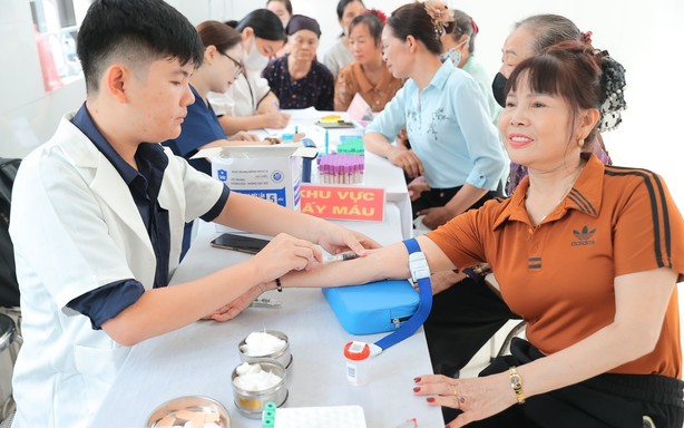 Chuyển đổi số đưa y tế đến gần dân hơn