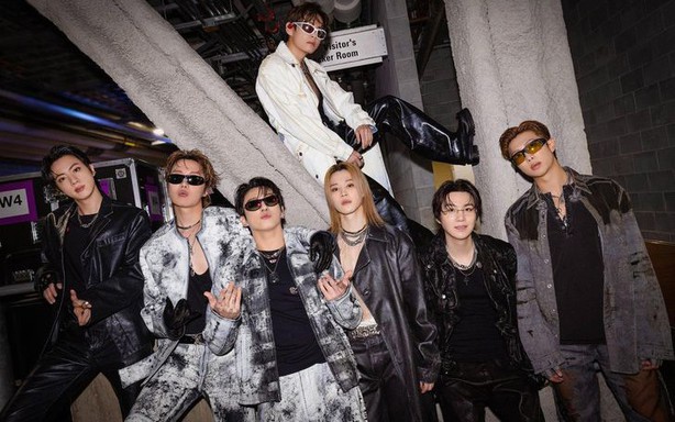 Los Angeles nhuộm đỏ trong "Tuần lễ BTS"
