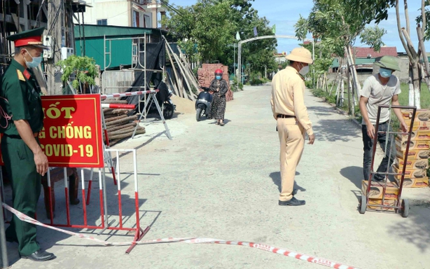 Dịch COVID-19: Nghệ An, Hà Tĩnh ghi nhận nhiều trường hợp dương tính với SARS-CoV-2