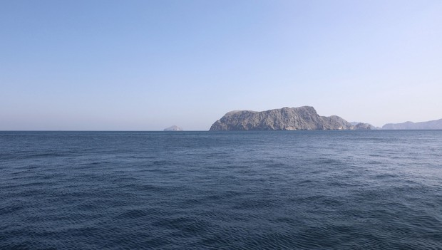 Iran tuyên bố tiếp tục đóng eo biển Hormuz, Mỹ nêu điều kiện chấm dứt xung đột