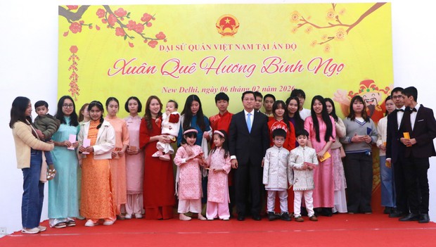 Nghị quyết số 80-NQ/TW: Kiều bào chung tay lan tỏa văn hóa Việt