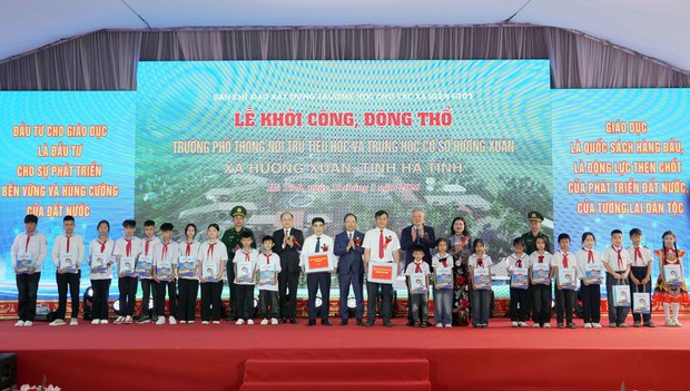 Thêm không gian tổ chức các hoạt động giáo dục toàn diện cho học sinh vùng biên