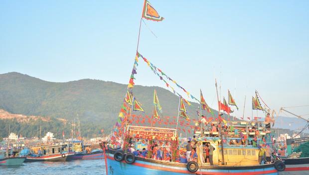 Giữ hồn biển qua Lễ hội Cầu ngư đình Trường Đông