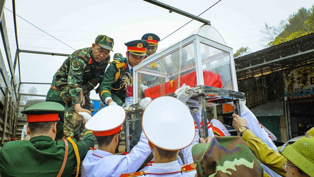 Chiến dịch 500 ngày đêm: Hành trình đưa hai liệt sĩ trở về từ đỉnh đèo Pha Đin