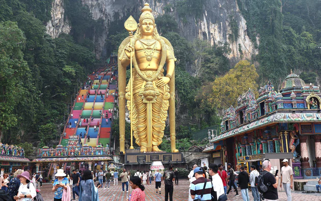Động Batu – Sắc màu văn hóa Hindu giữa lòng Malays