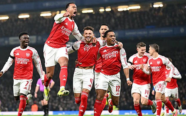Đánh bại Chelsea ngay trên sân khách, Arsenal tràn trề hy vọng đoạt cúp Liên đoàn Anh