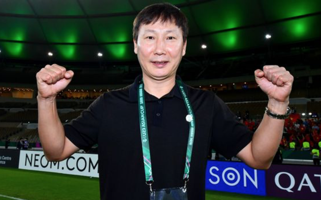 HLV Kim Sang Sik giải 'bài toán khó' U23 Trung Quốc