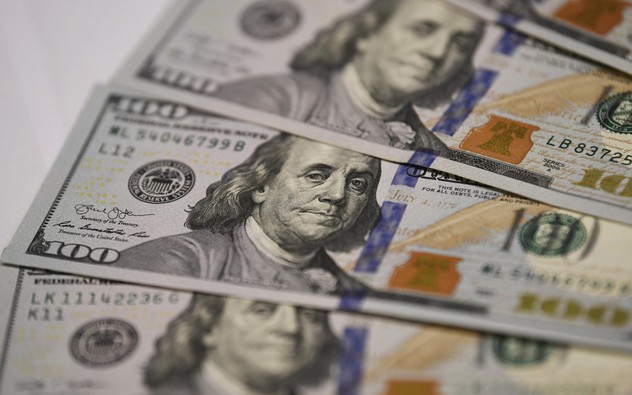 Tuần nhiều giông bão của đồng USD