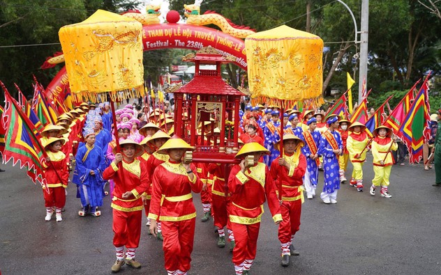 Bảo tồn, phát huy giá trị di sản văn hóa ở “siêu đô thị”