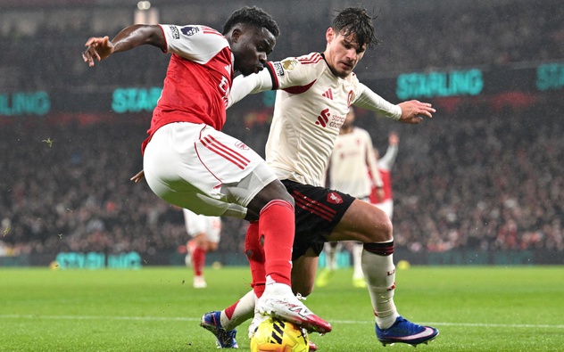 Arsenal chia điểm Liverpool tại Emirates, giữ vững ngôi đầu Ngoại hạng Anh