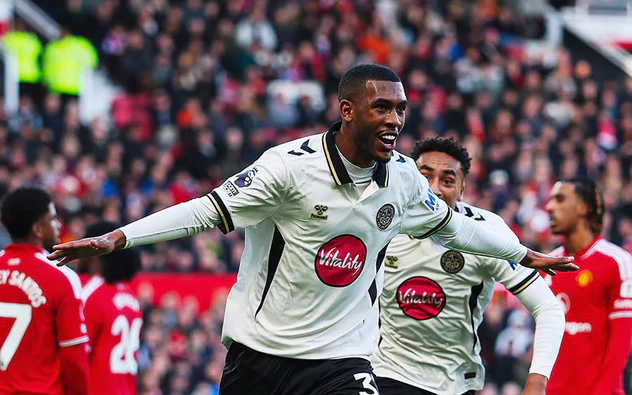 MU thua đậm Bournemouth, Carrick đối mặt nguy cơ bị sa thải