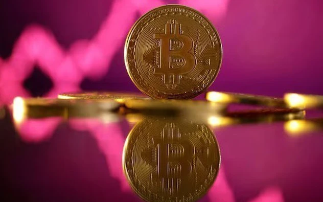 Bitcoin xuyên thủng mốc 80.000 USD