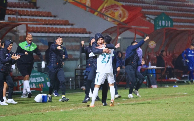 Bóng đá Việt Nam nở rộ 'siêu phẩm', do đâu?