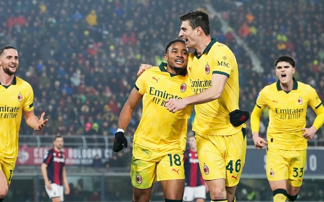 Milan cứ đá thế này, lo gì không vô địch