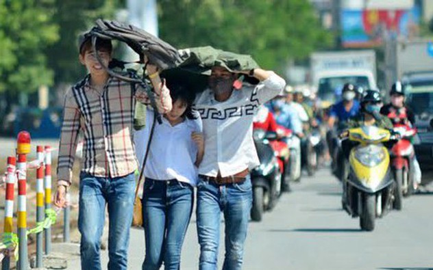 Dự báo thời tiết ngày 18/3: Đông Nam Bộ nắng nóng, có nơi trên 35 độ C