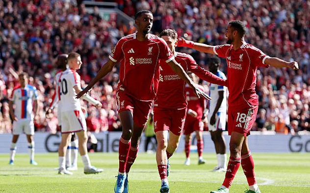 Liverpool thắng Crystal Palace thuyết phục, 'phả hơi nóng' vào MU
