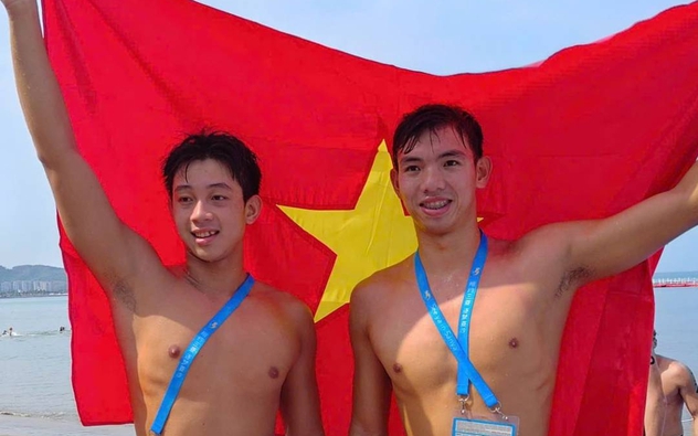 Nguyễn Huy Hoàng xuất sắc giành HCB 5km bơi biển tại Đại hội Thể thao bãi biển châu Á