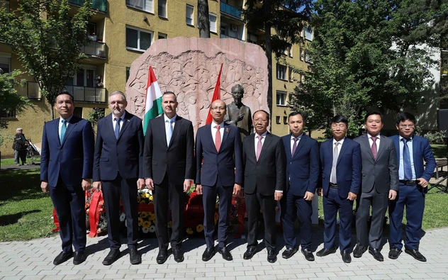 136 năm Ngày sinh Chủ tịch Hồ Chí Minh: Kim chỉ nam cho đường lối đối ngoại độc lập, tự chủ, hoà bình hợp tác và phát triển