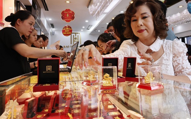 Giá vàng hôm nay 22/5: Vàng SJC tiếp tục được mua vào dưới 160 triệu đồng/lượng