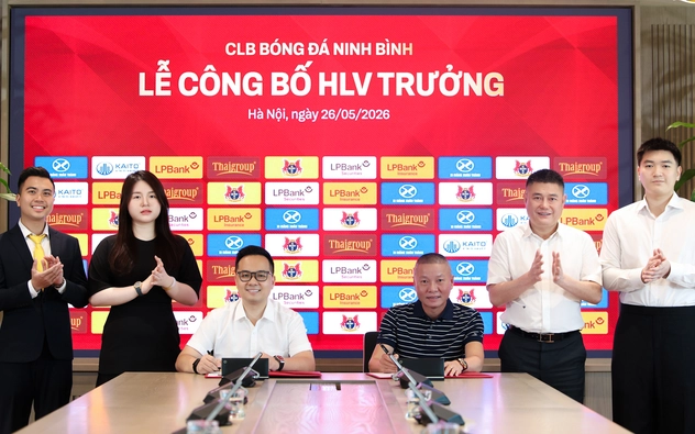 Bóng đá Việt Nam và chuyện những chiếc ghế HLV