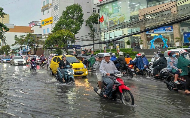 Dự báo thời tiết ngày thi tốt nghiệp THPT 2026: Phía Bắc có nơi mưa to, phía Nam mưa vào chiều tối