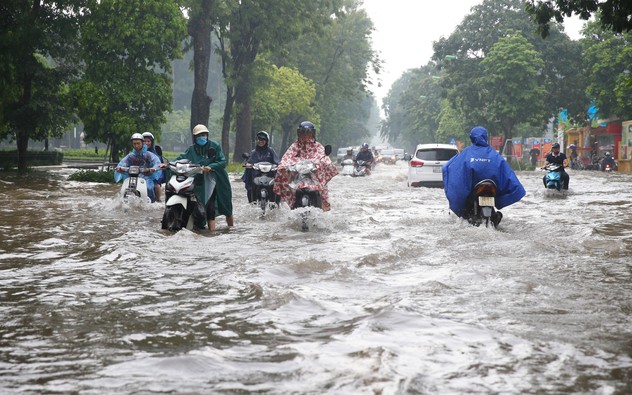 Bắc Bộ mưa lớn diện rộng, Hà Nội chủ động ứng phó nguy cơ lũ quét, sạt lở đất