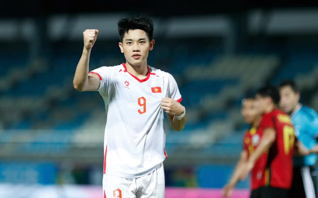 'Ao làng' và chuyện của Đình Bắc, Ilhan Fandi
