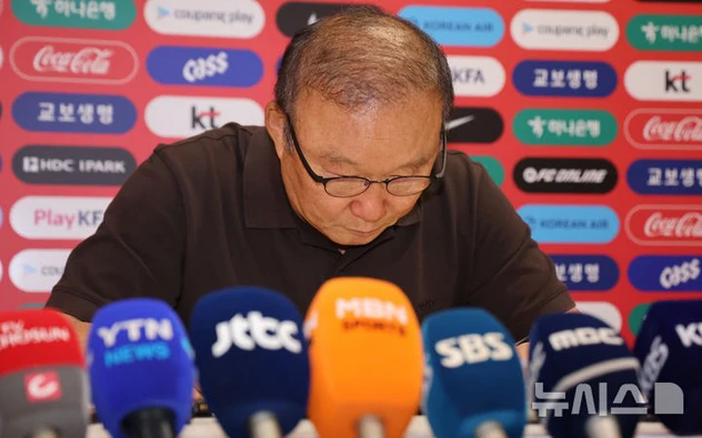HLV Park Hang Seo từ chức, bóng đá Hàn Quốc biến động lớn sau thất bại World Cup