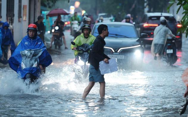 Dự báo thời ngày 2/8: Hà Nội nhiệt độ thấp nhất 25-27 độ C, có mưa rào và dông