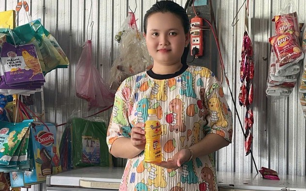 Một mùa hè, một lần may mắn và câu chuyện 50 triệu đồng lan khắp xóm nhỏ miền Tây
