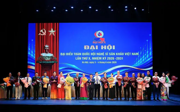 NSND Trịnh Thúy Mùi tái đắc cử Chủ tịch Hội Nghệ sĩ Sân khấu Việt Nam khóa X