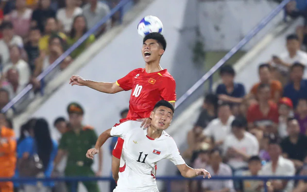 Lê Phát khỏa lấp khoảng trống Đình Bắc ở U23 Việt Nam