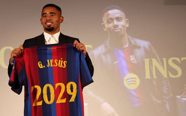 Barcelona: Flick sẽ đi săn với một con mèo?
