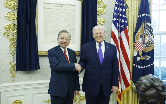 Khi một dân tộc từng đi qua chiến tranh bước ra thế giới để kiến tạo hòa bình