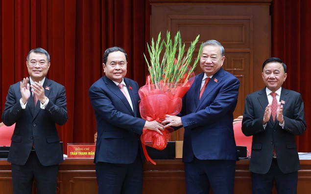 Hiệu triệu của một kỷ nguyên mới