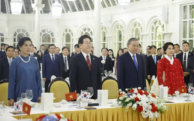 Tổng Bí thư, Chủ tịch nước Tô Lâm và Phu nhân Ngô Phương Ly chủ trì chiêu đãi trọng thể Tổng thống Lee Jae Myung và Phu nhân Kim Hae Kyung