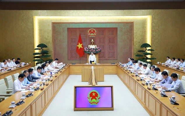 Thủ tướng Lê Minh Hưng: Bộ và ngành Công Thương chịu trách nhiệm, không để thiếu điện, xăng dầu trong mọi tình huống