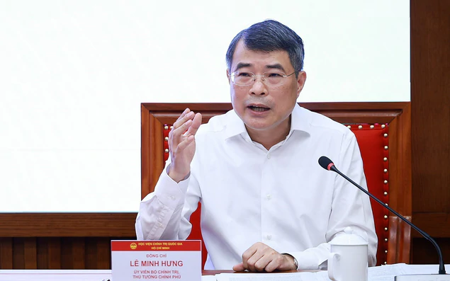 Thủ tướng Lê Minh Hưng trao đổi Chuyên đề về nâng cao năng lực điều hành của Chính phủ