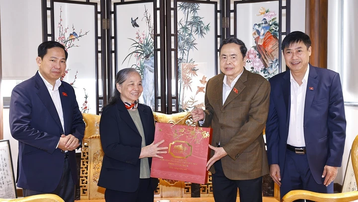 Chủ tịch Quốc hội Trần Thanh Mẫn tri ân gia đình nguyên lãnh đạo Đảng, Nhà nước