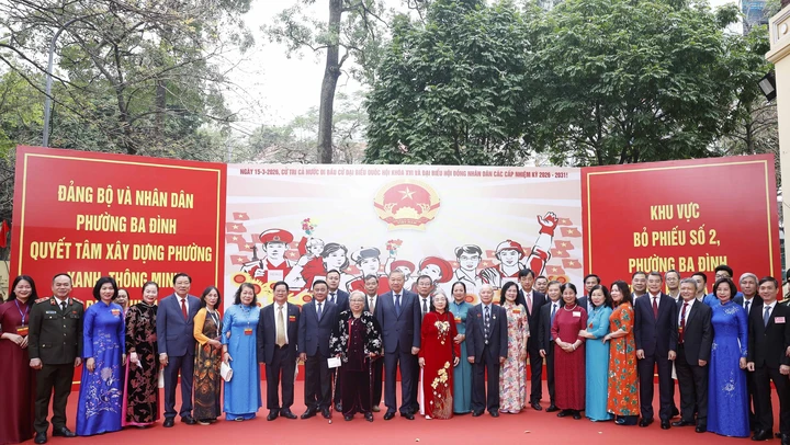 Tổng Bí thư Tô Lâm bỏ phiếu bầu cử tại phường Ba Đình, Hà Nội