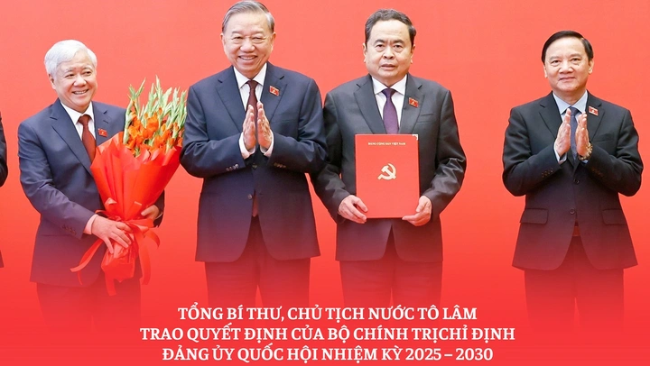 Tổng Bí thư, Chủ tịch nước Tô Lâm trao Quyết định của Bộ Chính trị chỉ định Đảng ủy Quốc hội nhiệm kỳ 2025 – 2030