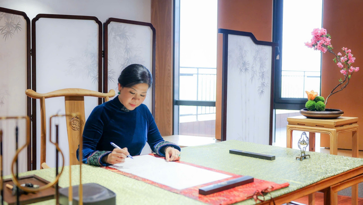 Phu nhân Tổng Bí thư, Chủ tịch nước Tô Lâm thăm Trung tâm giao lưu khoa học văn hóa thanh thiếu niên Tống Khánh Linh