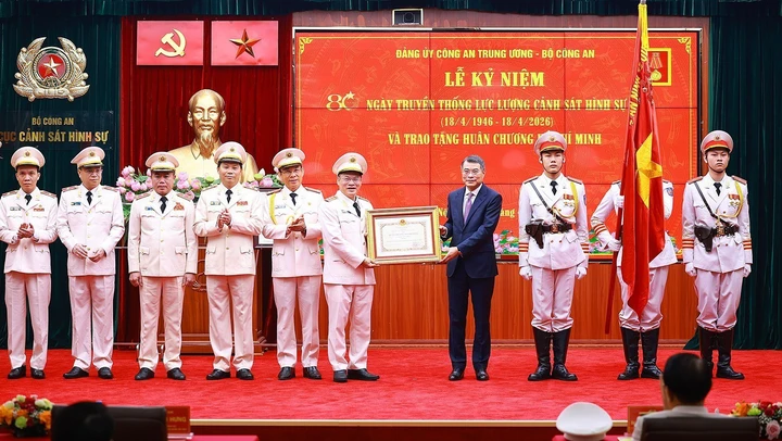 Thủ tướng Lê Minh Hưng: Tên gọi “Cảnh sát hình sự” mãi là niềm tin cậy của Nhân dân