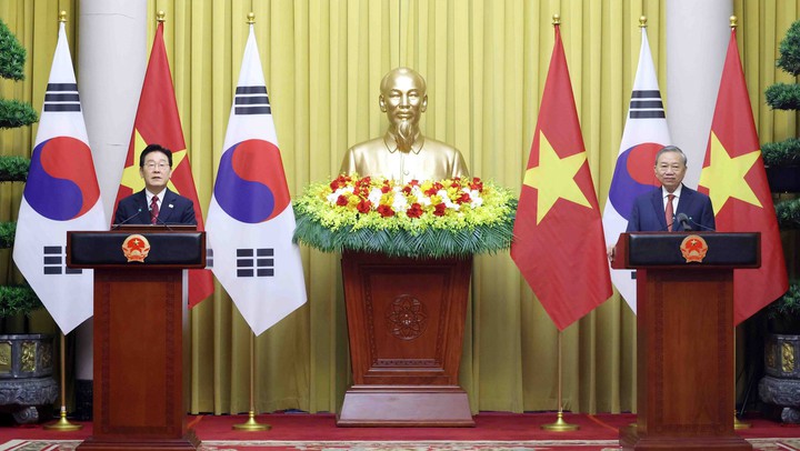 Tổng Bí thư, Chủ tịch nước Tô Lâm và Tổng thống Hàn Quốc Lee Jae Myung họp báo sau hội đàm