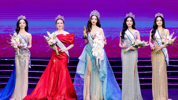 Nữ sinh 18 tuổi đăng quang Hoa hậu Văn hóa Việt Nam 2026