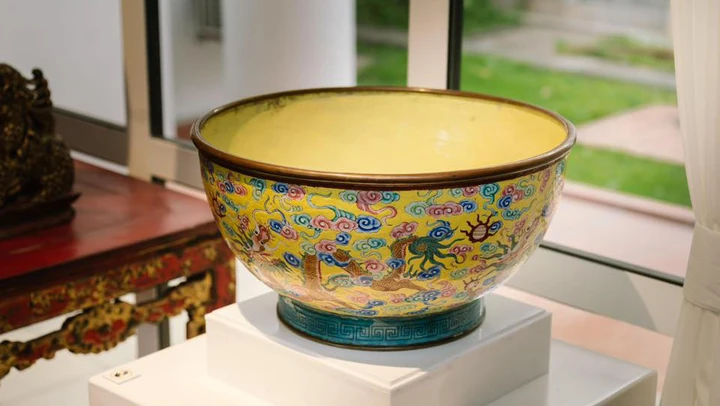 Gốm sứ ký kiểu và hành trình định vị di sản Việt Nam