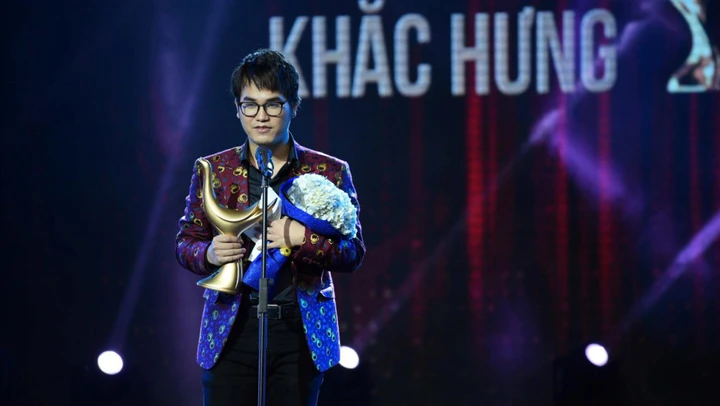 Khắc Hưng và dấu mốc 'Nhà sản xuất của năm' đầu tiên của Giải Cống hiến 2017 