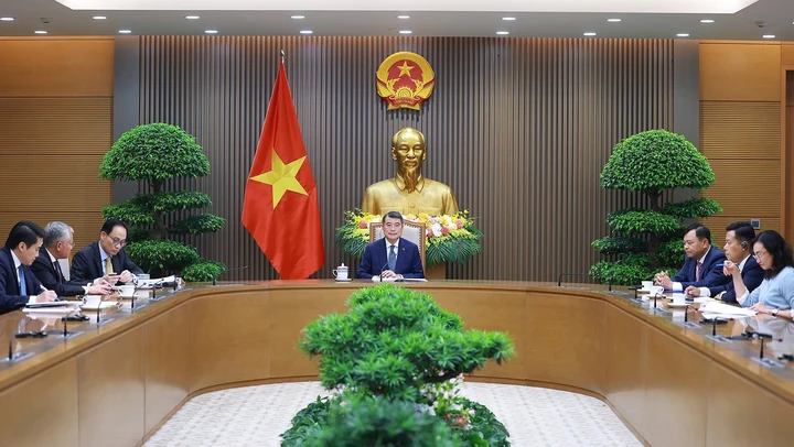 Thủ tướng Lê Minh Hưng điện đàm với Thủ tướng New Zealand Christopher Luxon
