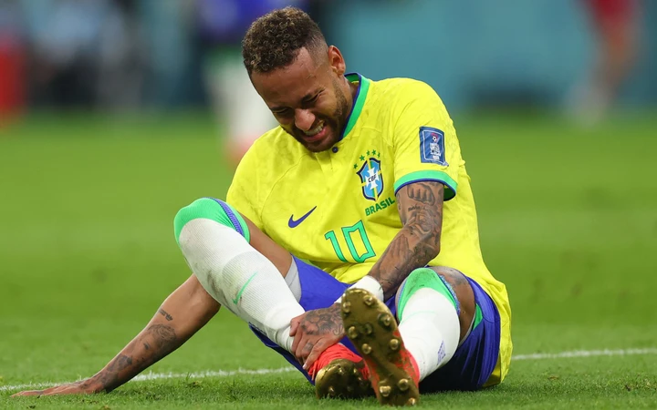 VIDEO Neymar lỡ buổi tập đầu tiên của Brazil trước World Cup 2026
